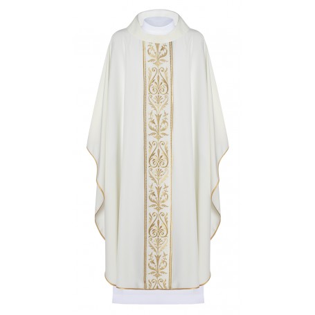 Chasuble Decorated with Velvet Embroidery  KOR/008
